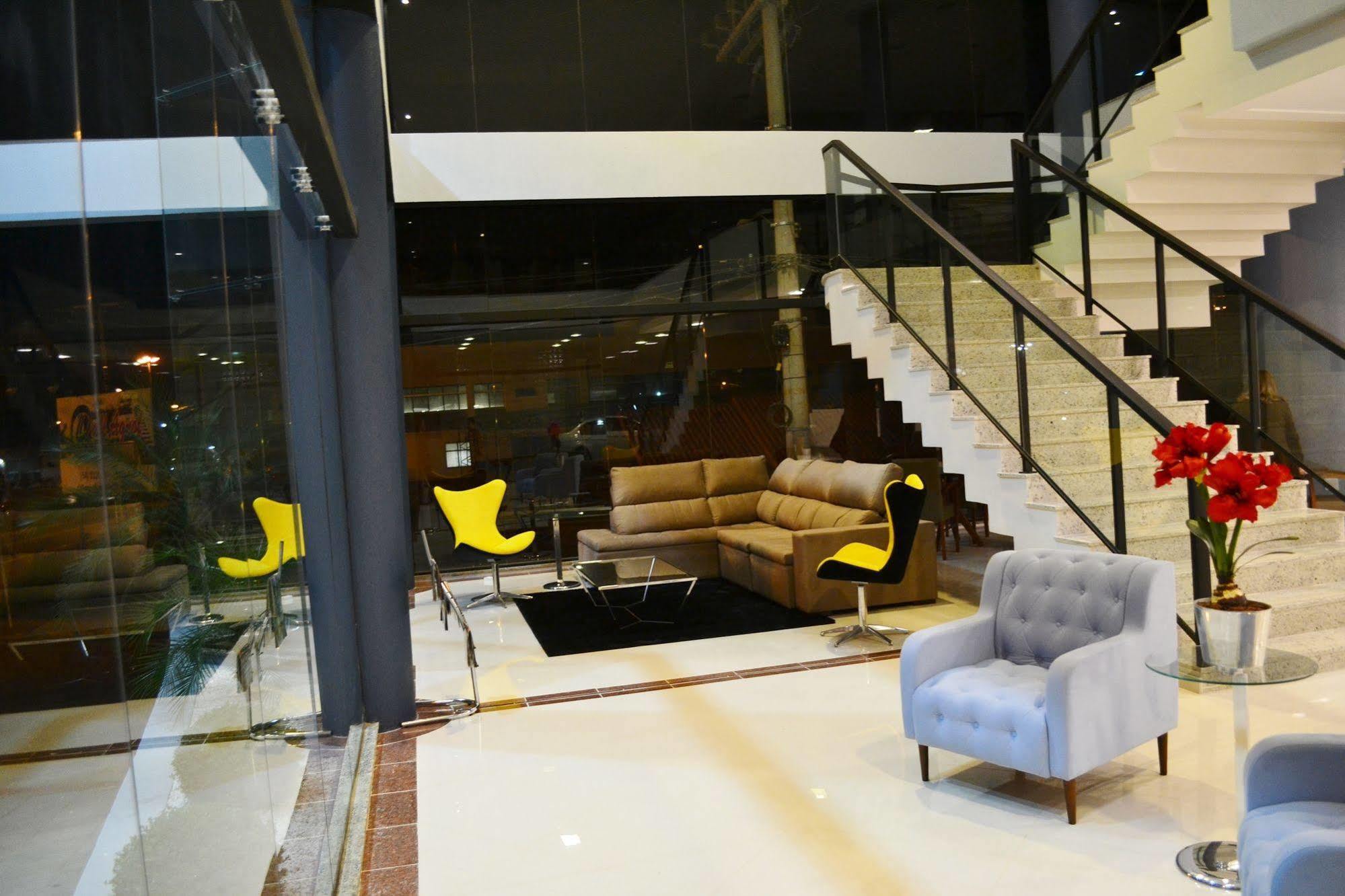 Premium Hotel